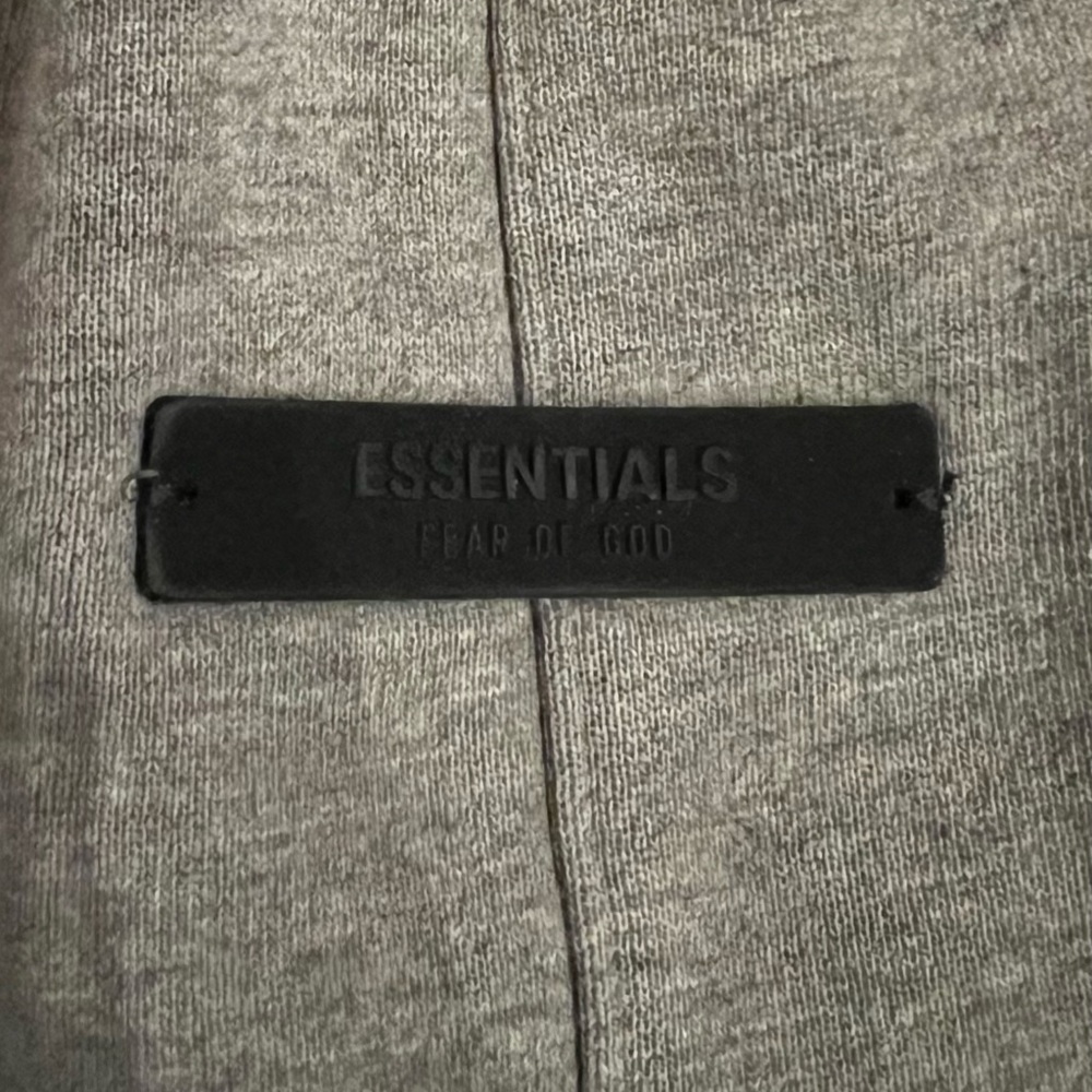 Essentials Fear Of God Kids Light Gray Joggers - Picture 2 of 4